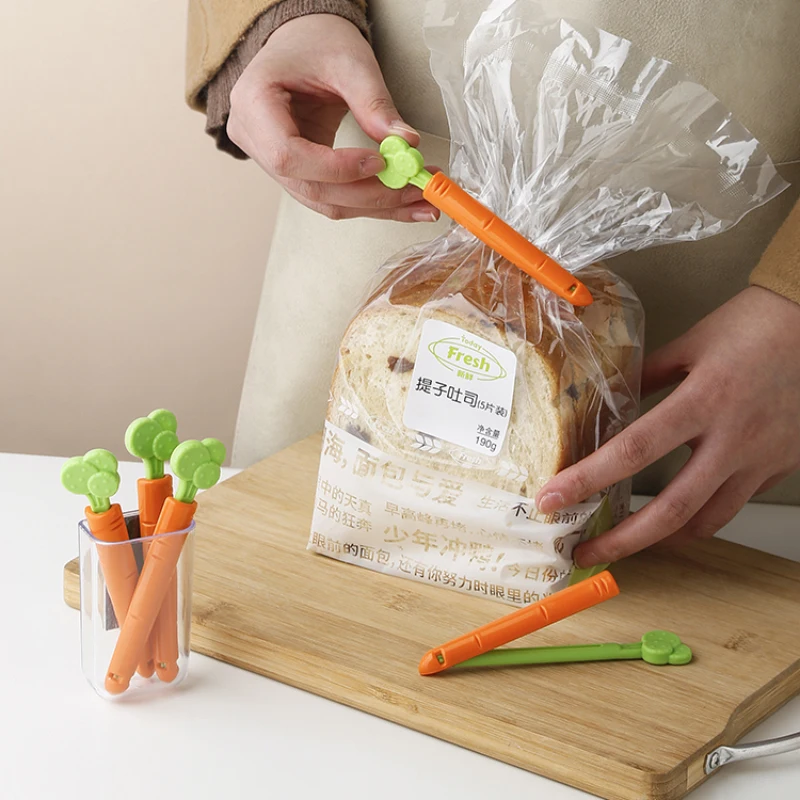 Home Multi-functional Carrot Cartoon Utility Knife Magnet Fridge Sticker Creative Household Decors Accessory