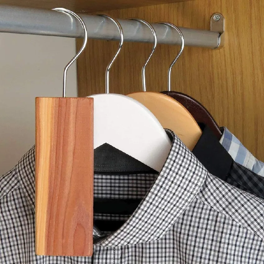 2 PCS 13cm  100% natural aromatic red wood cedar block anti-moth repellent cedar hang ups for closet