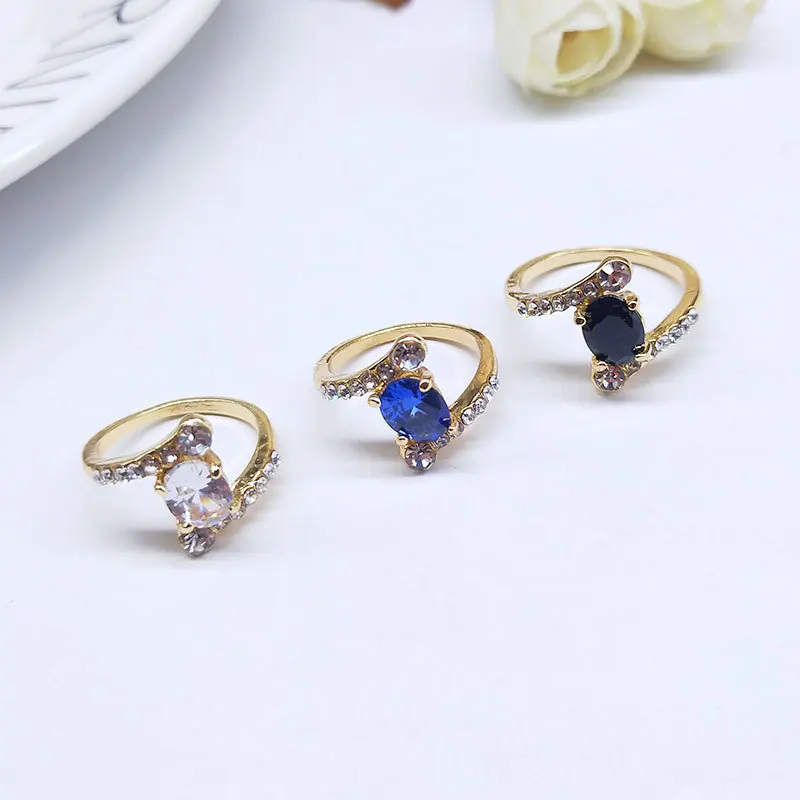 
2021 Wholesale Geometric Stone Mix Style Ring Natural Stone Random Ring Jewelry Color Zircon Crystal Diamond Ring 