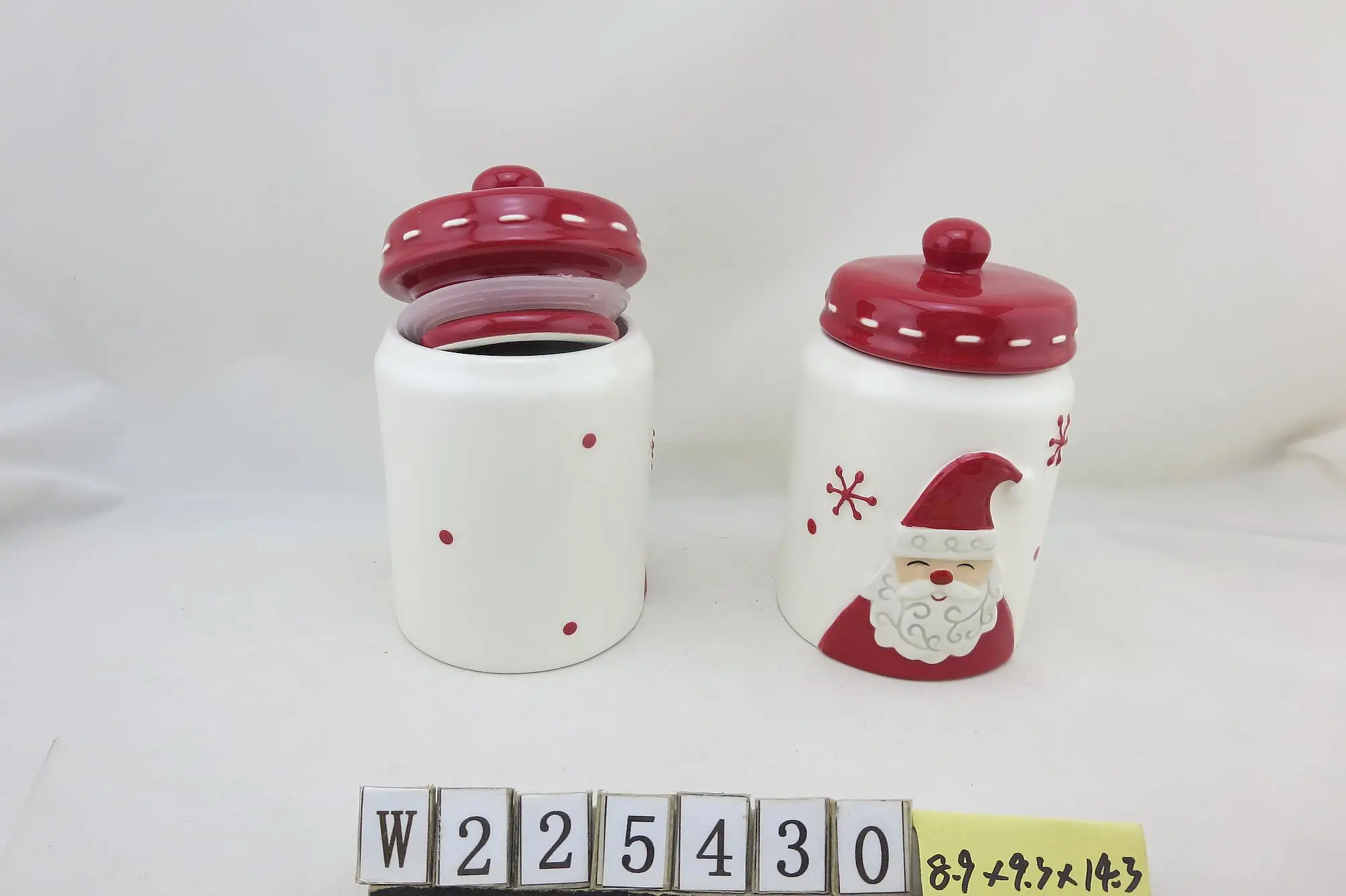 Stitch Embossed Reindeer Ceramic Airtight Canister Cookie Jar Christmas Tableware and Gift