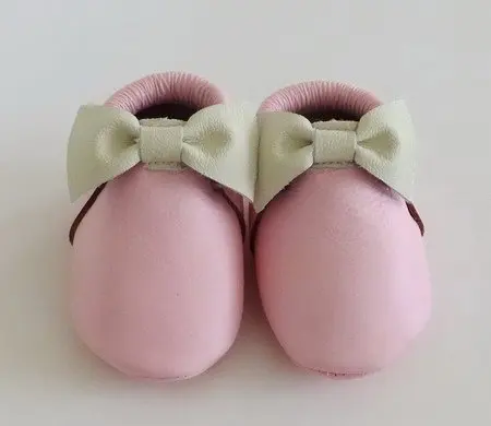 
2021 CHINA COBRA newest design soft sole leather baby moccasins shoes infant toddler shoes 