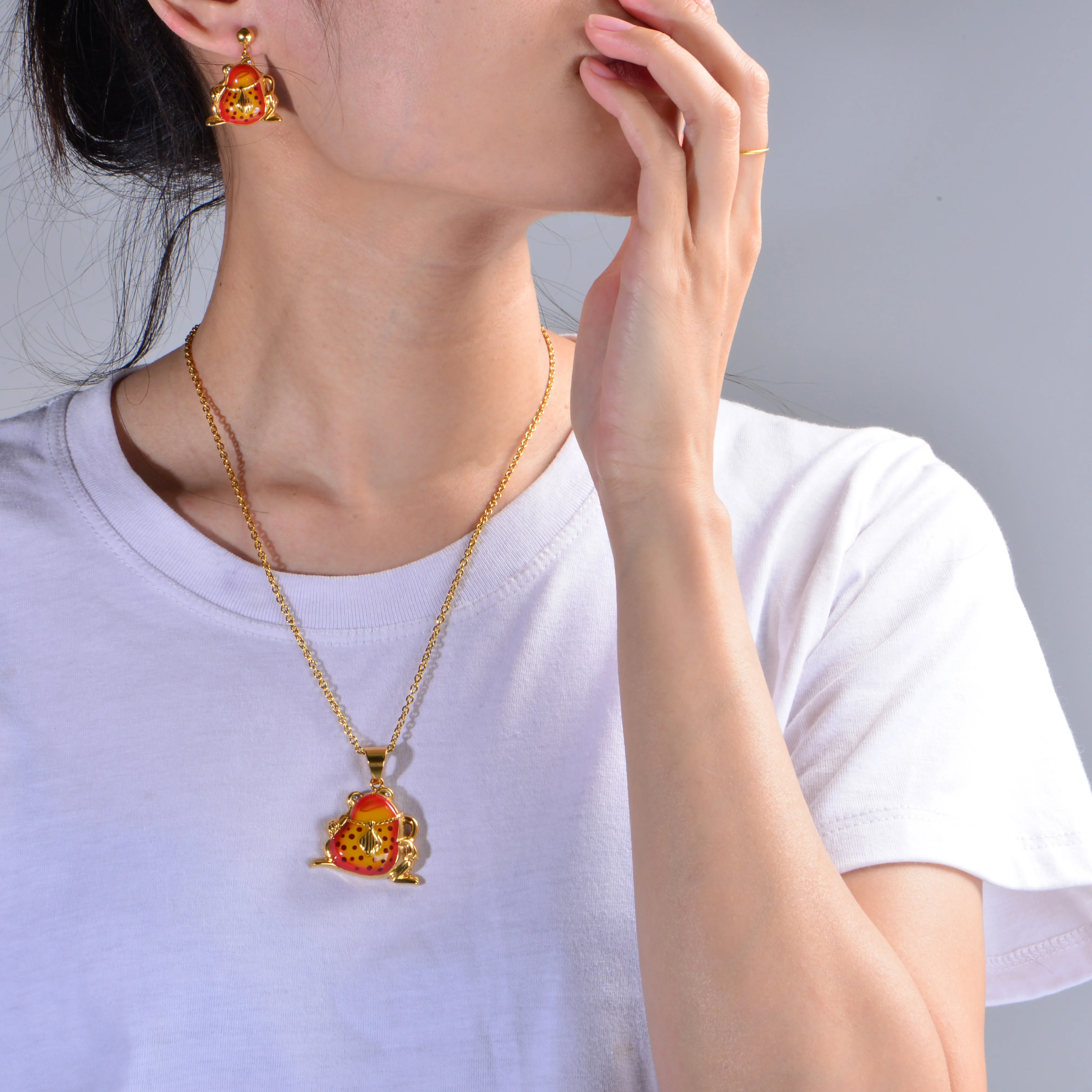 Fashion enamel Jewelry Set Stainless Steel Cartoon jewelry  seahorse Necklace And Earrings Set For Gift