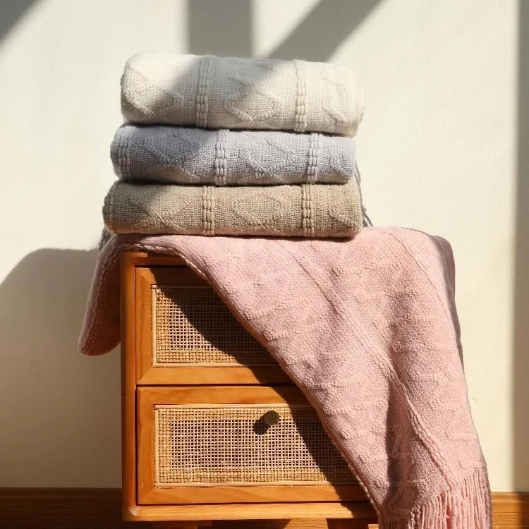 Wholesale Hot Sale Woven Striped Plaid Polyester Soft Crochet Blankets Wholesale Blanket