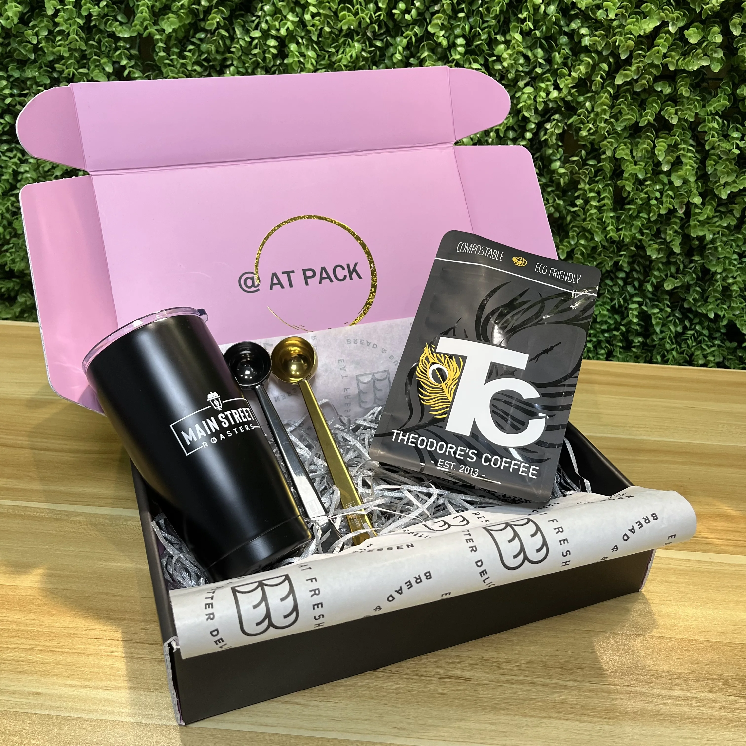 AT PACK FSC Biodegradable Pink Mailing Box Folding Paper Gift Box for Clothing for Soda and Coffee Packaging