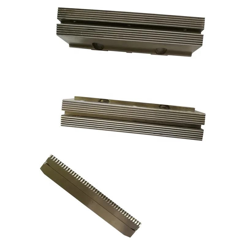 
 Вертикальная упаковочная машина с твердым уплотнением и многофункциональными инструментами  