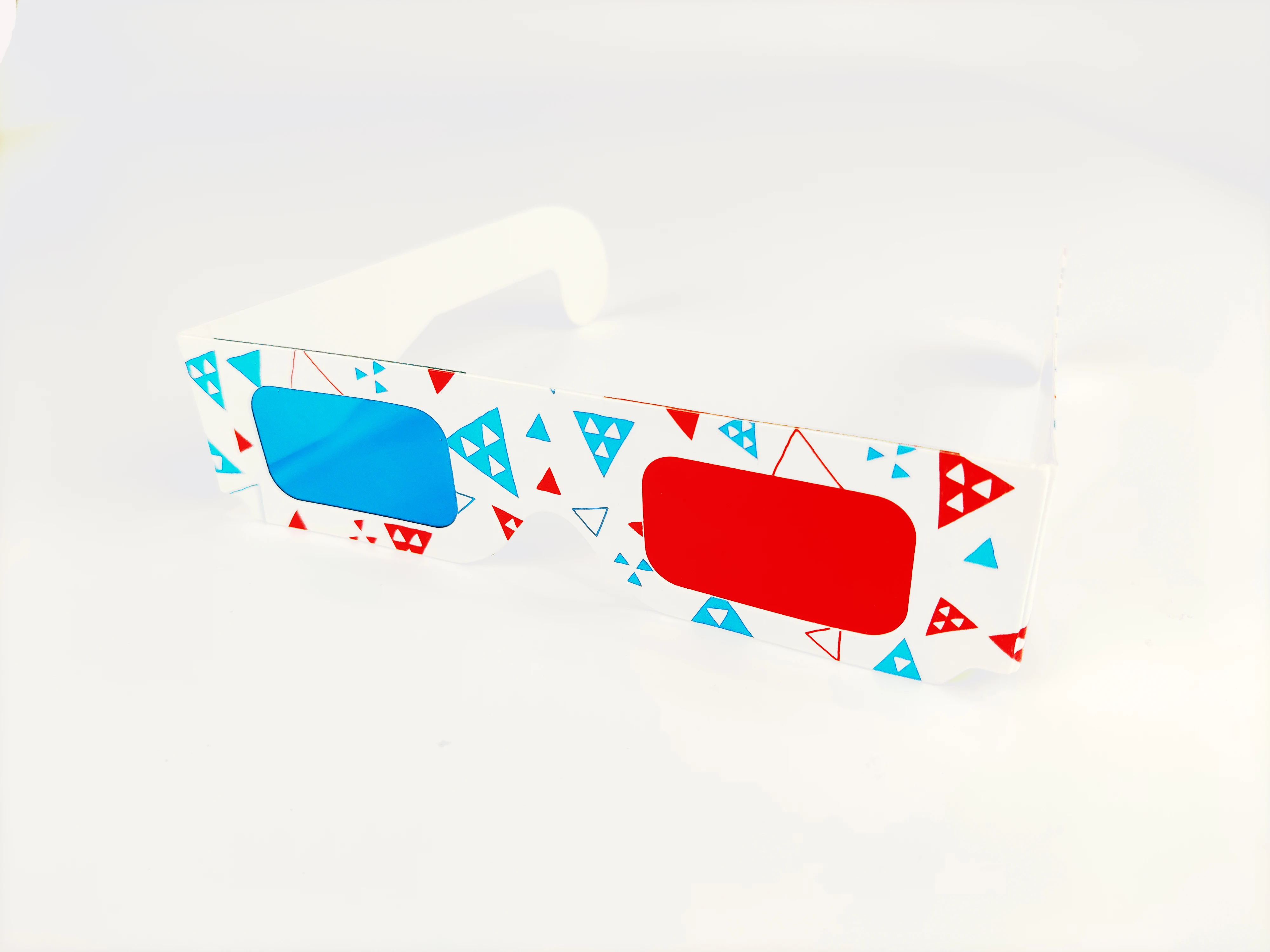  Красно-синие бумажные 3d-очки Anaglyph в простом