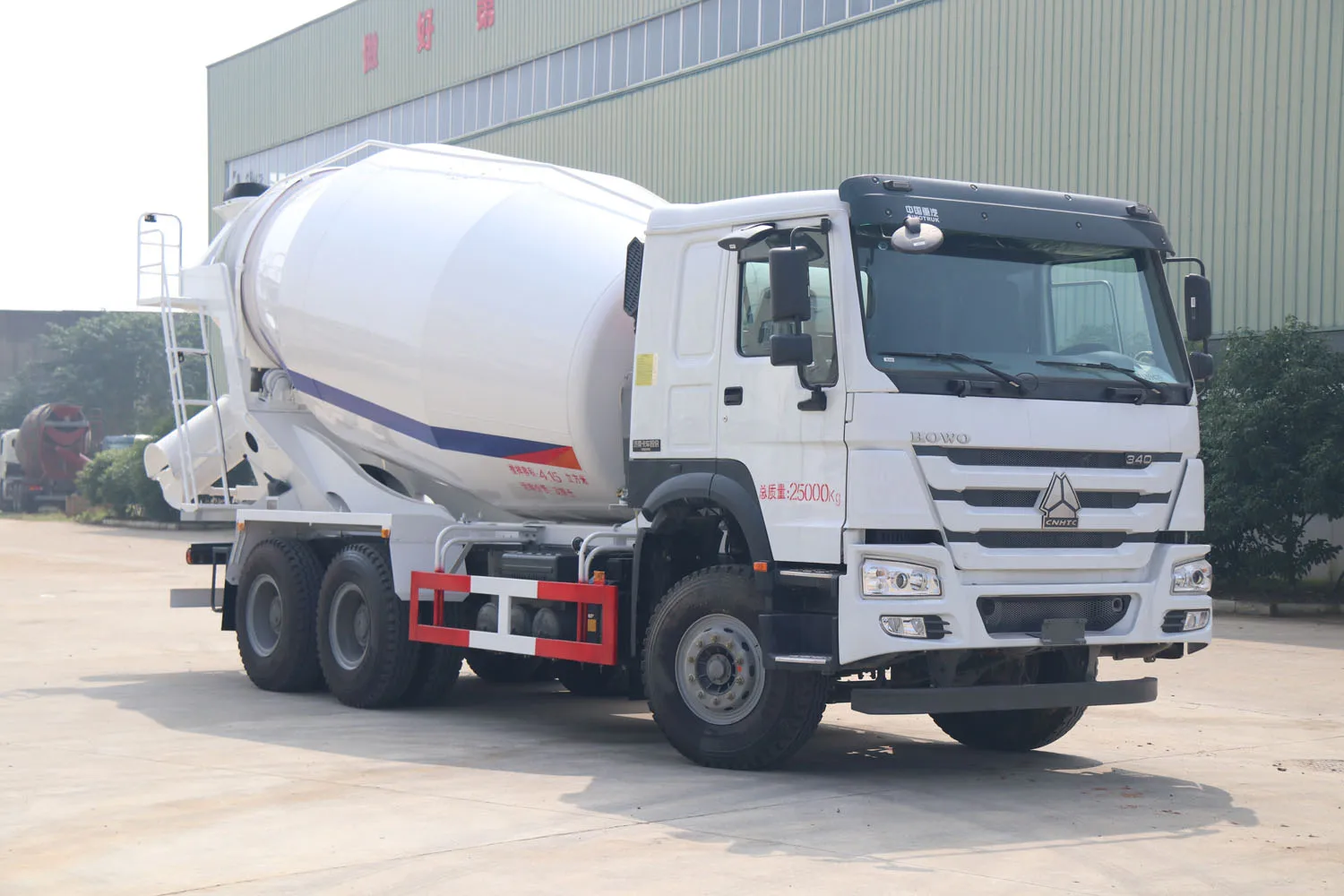 Brand New  Howo 8X4 Chinese Concrete Mixer Truck Euro5 for Uzbekistan