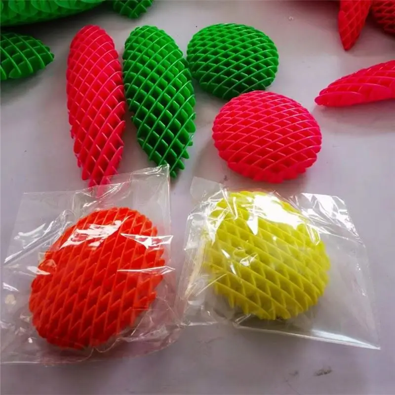 3D printed radish decompresses Internet celebrity cub toy Fidget worm technology decompresses easy to play hand toys