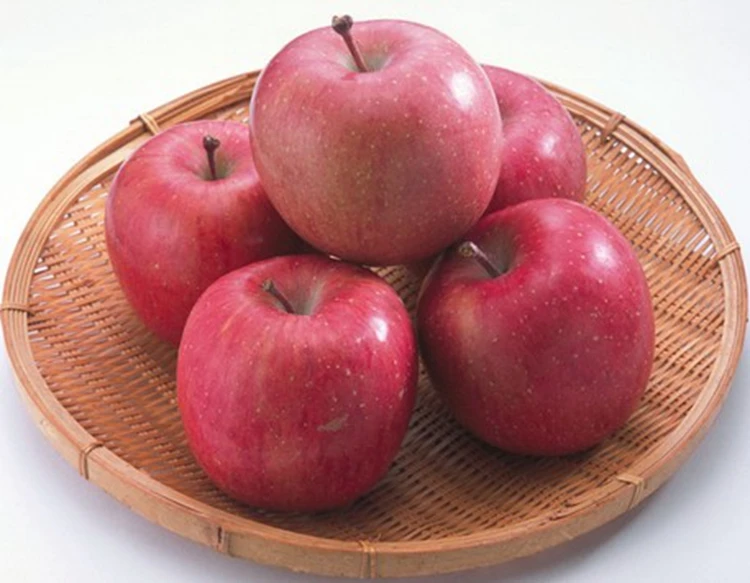 Sweet apples from China