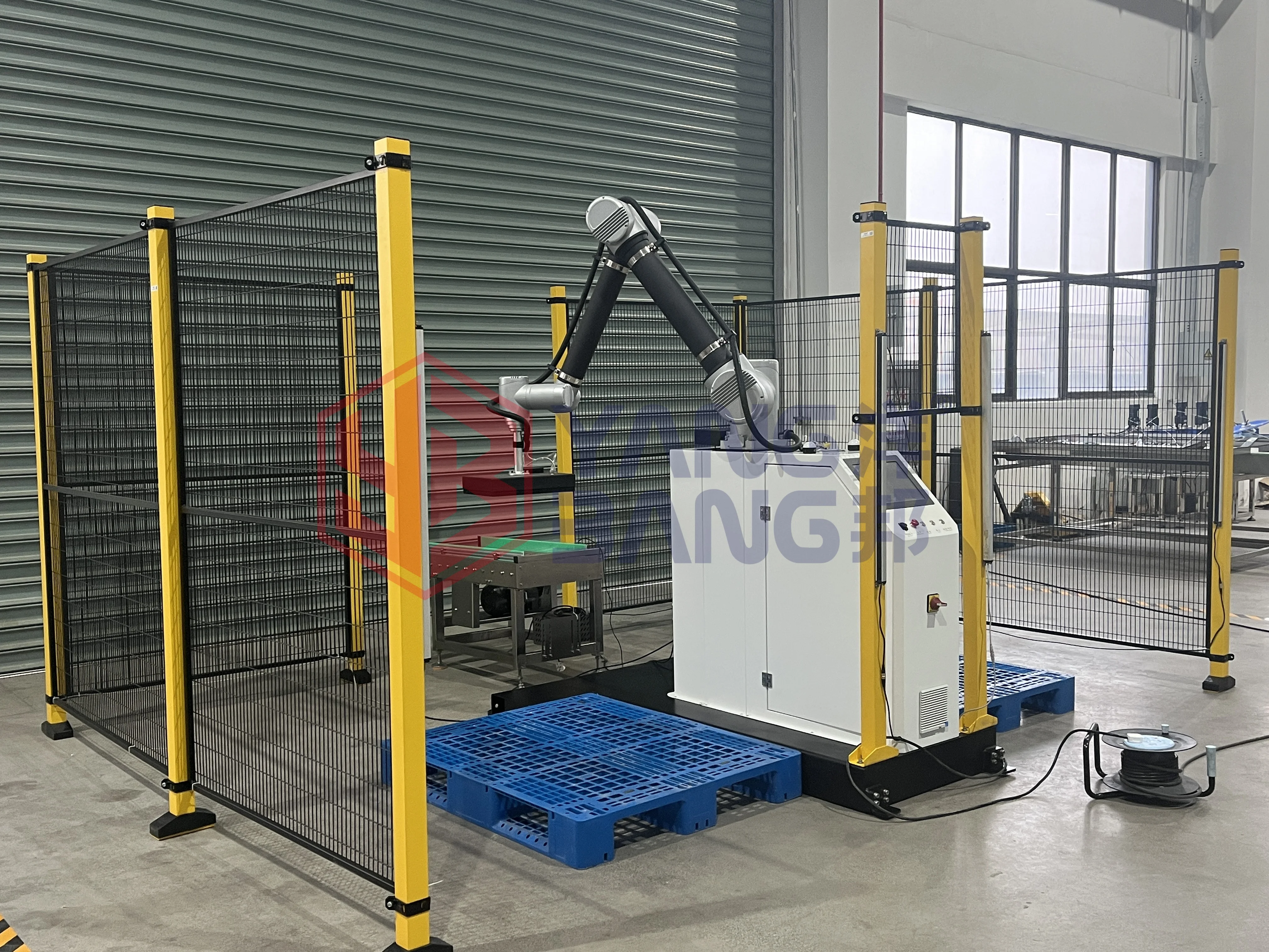 YB-MD16 Robot Palletizer Arm Gripper Bag Carton Box Palletizer Stacking Machine for Bagging Production Line