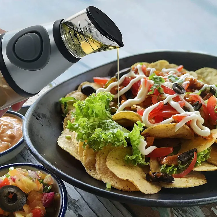 2022 new design Kitchen 304 stainless steel Olive Oil Sprayer Bottle Mister for cooking with Measuring ml Pump