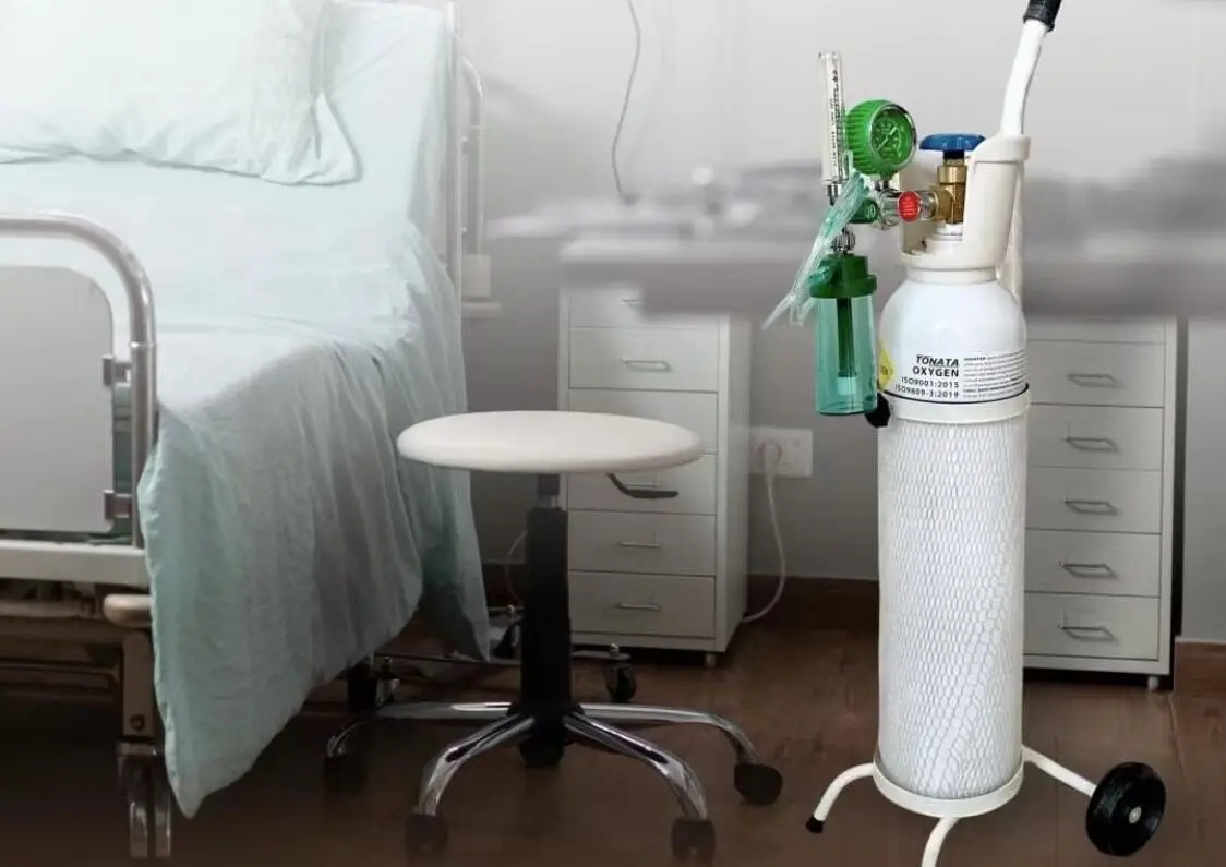 New Style Medical Oxygen regulator for Oxygen cylinder Fixed flow 0-300Bar gauge pressure