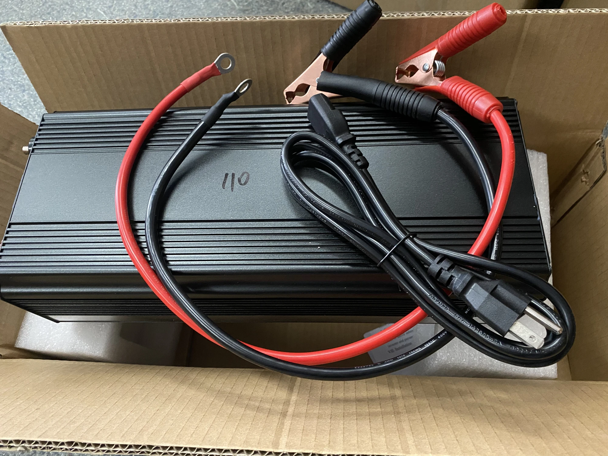 Good Price 1500W 12V 24V DC/AC 110V 220V Modified Sine Wave 3000W Power Inverter with UPS Function & Battery Charger