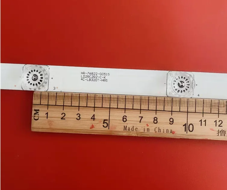 Suitable for PPTV-32C2 light bar 32 inch TV backlight strips 4C-LB320T-HR5 32HR332M06A5 TIRAS LED