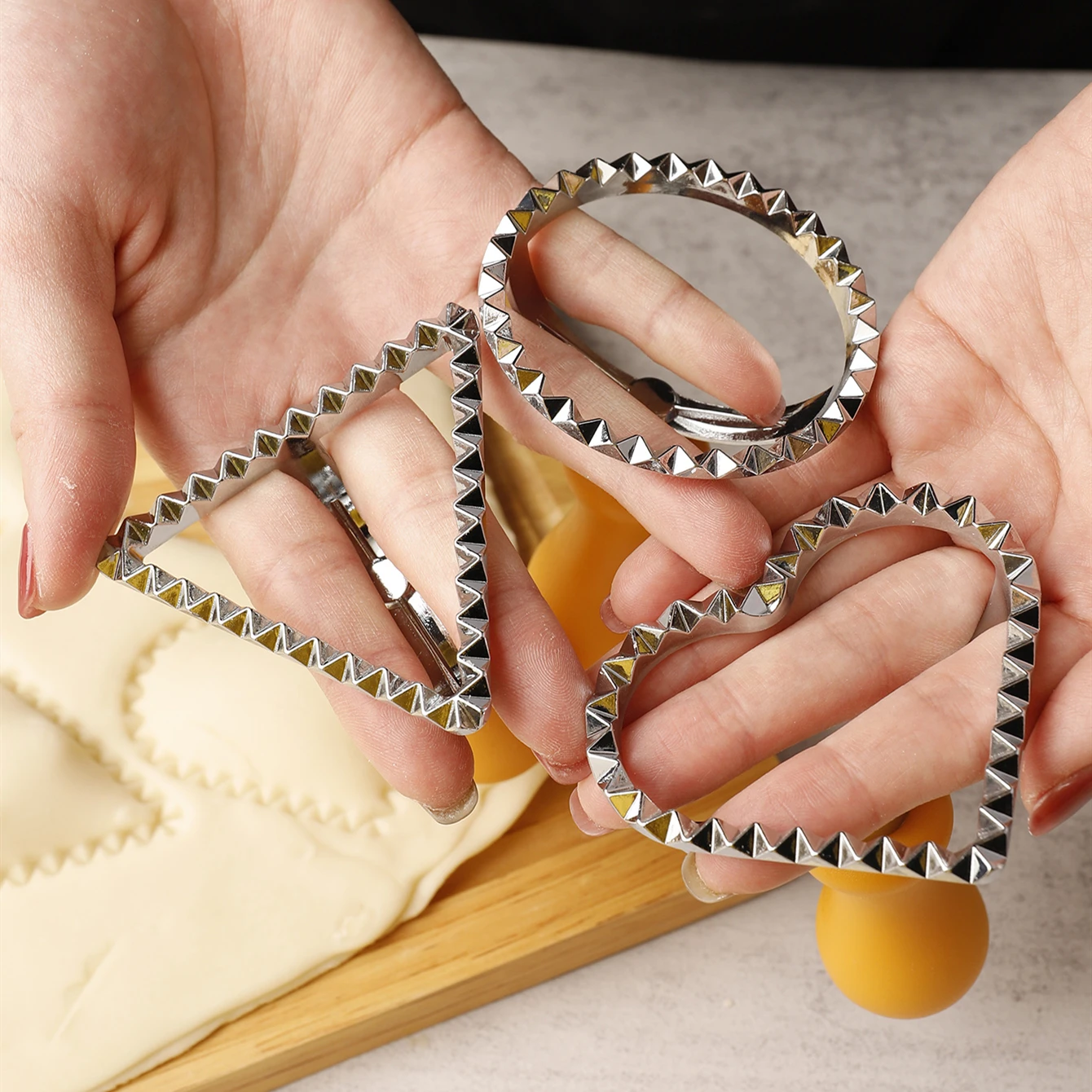 3 pcs stainless steel dumpling mold food grade non stick round triangle heart shape dumpling maker