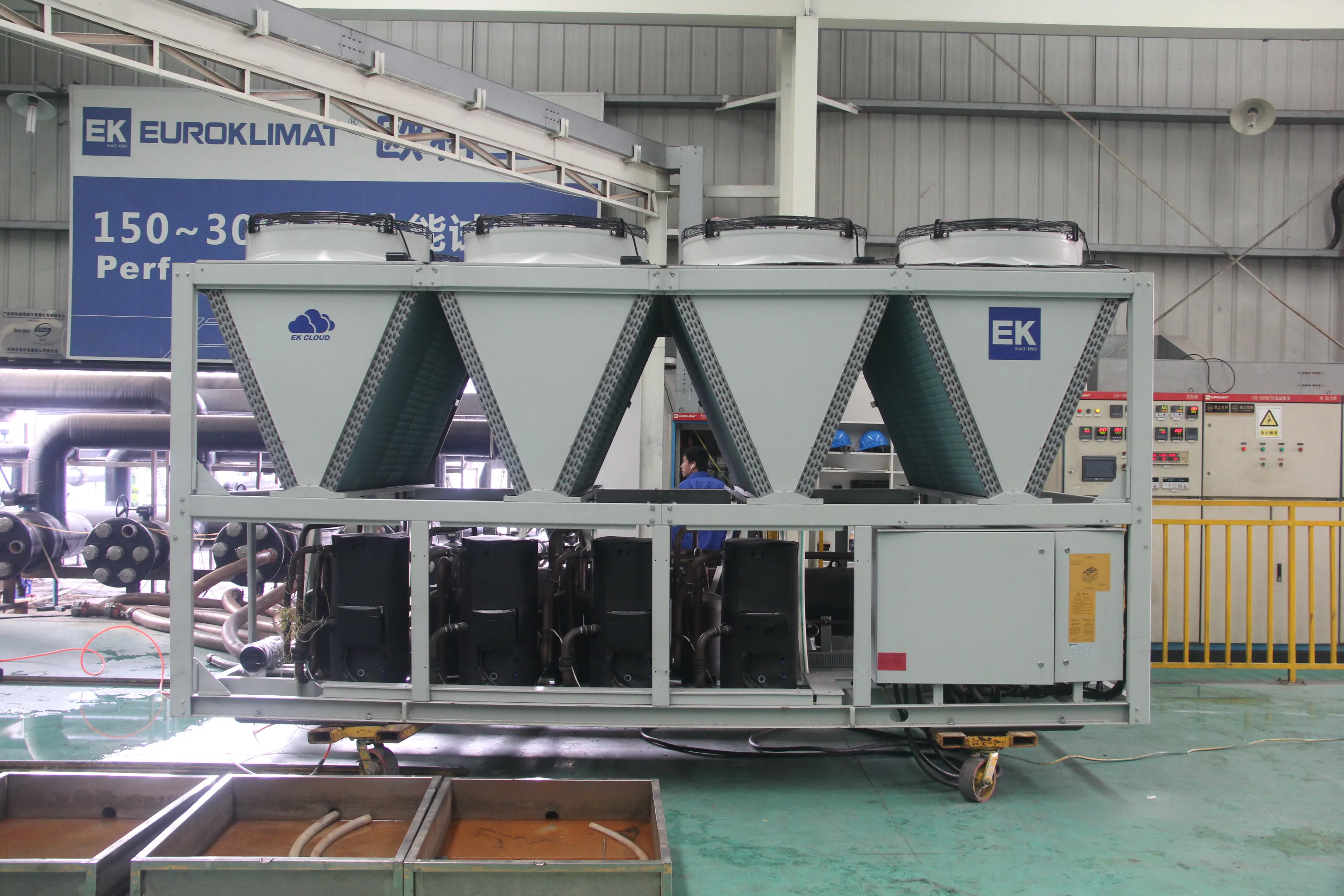 Heat Pump energy saving reduced emissions air cooled scroll chiller air cooled water chiller