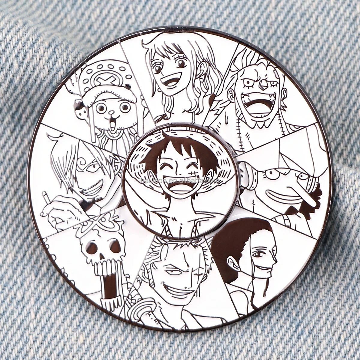 Hot Selling Custom Plated Enamel Pins Japanese Anime Pirate Metal Badges Wholesale Clothing Backpack Accessories