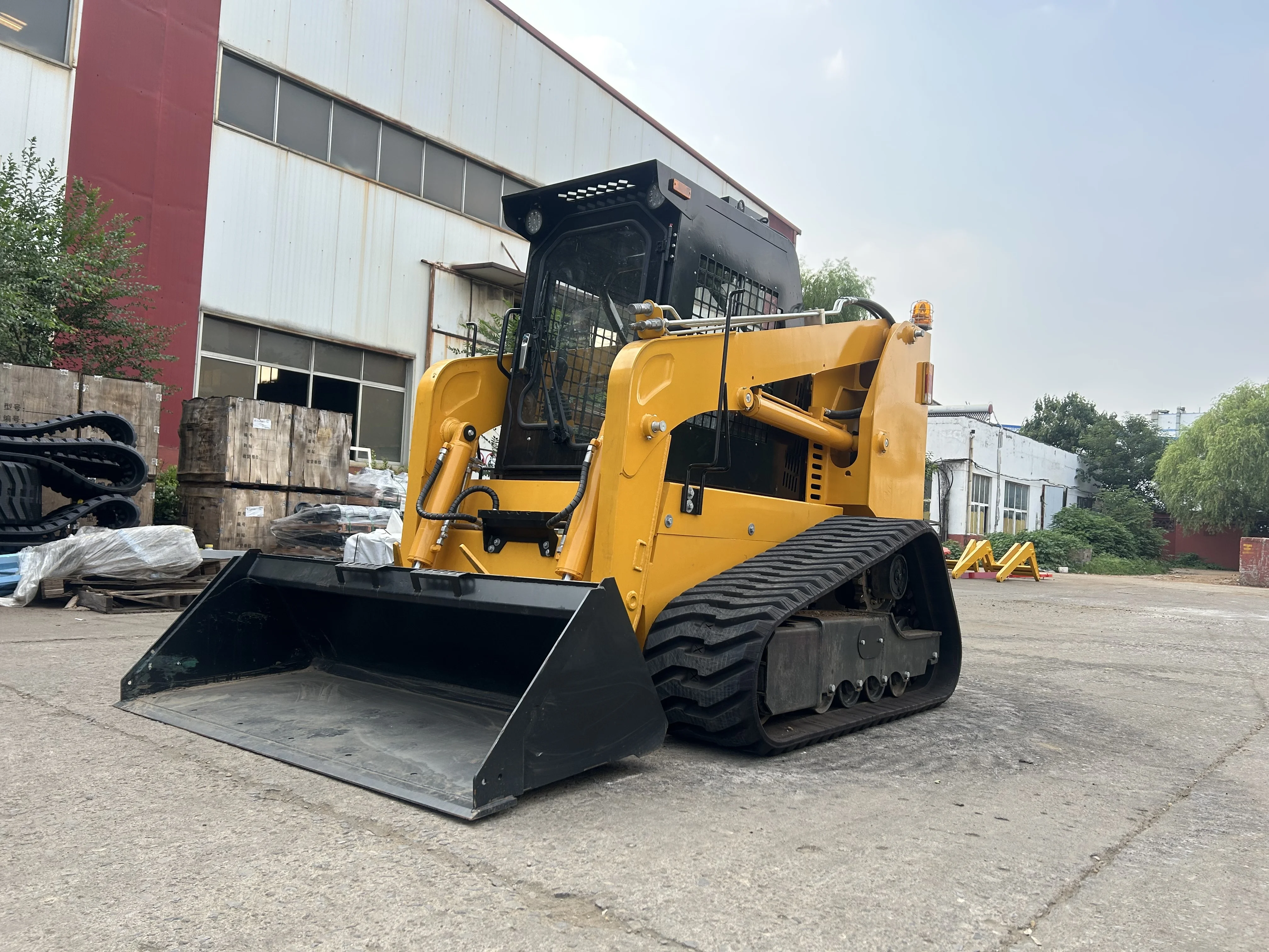 SNSC track Loader 700KG 850KG 950KG 55KW 75HP skid steer Loader With Forest Mulcher