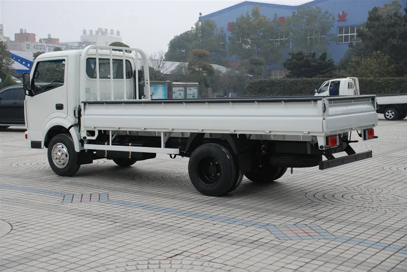 China Factory Directly 5000 kg Light Commercial Vehicle Delivery Trucks for City Transportation / Bare Chassis is available