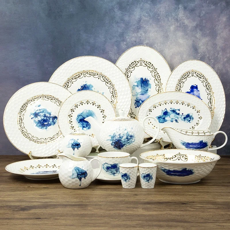 Hot selling new bone china embossed dinner set with bule new designs gold pattern plates and bowls new  dinner plates ceramics