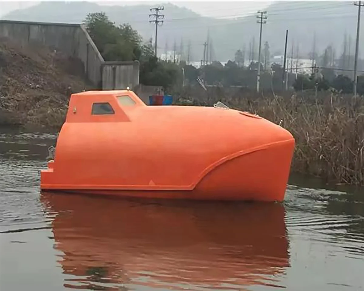 7.5m Offshore Capsules Lifeboat