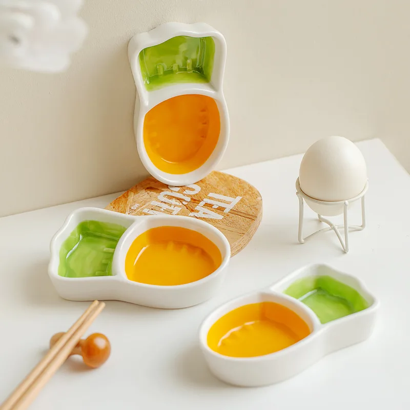 Wholesale 2023 New Style Cartoon Radish Shape Small Sauce Snack Seasoning Ceramic Dish