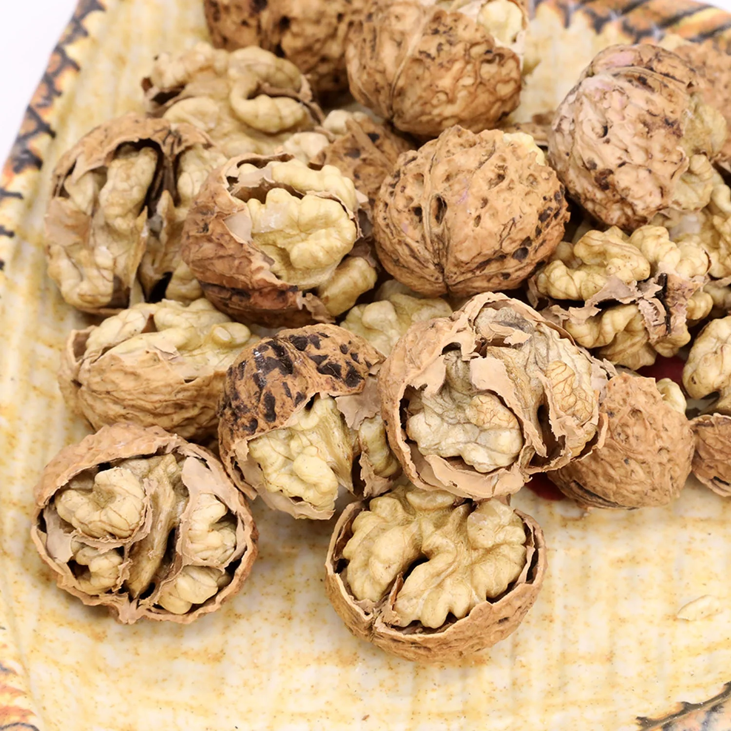 High Quality Whole Walnuts Inshell   Export Walnut White For Sale Snack  Dry Fruit  Fresh Walnuts Price