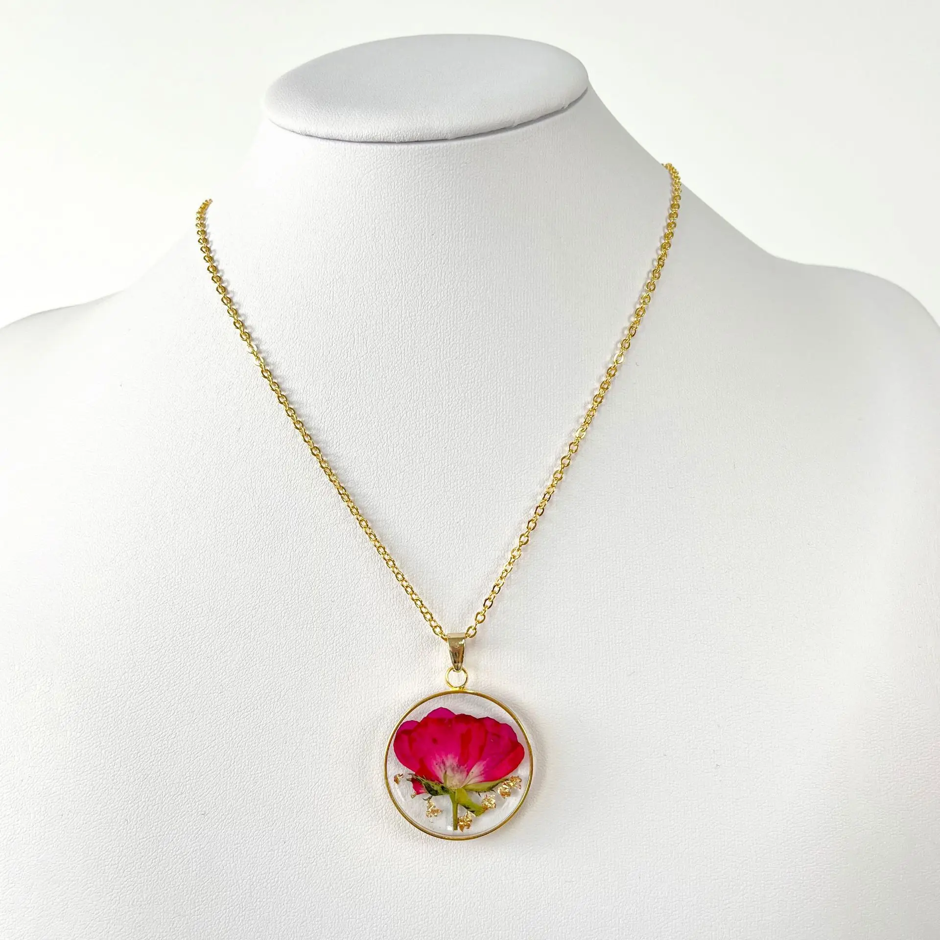 New Korean Designer Vintage Creative Resin Dried Flower Pendant Necklace For Women