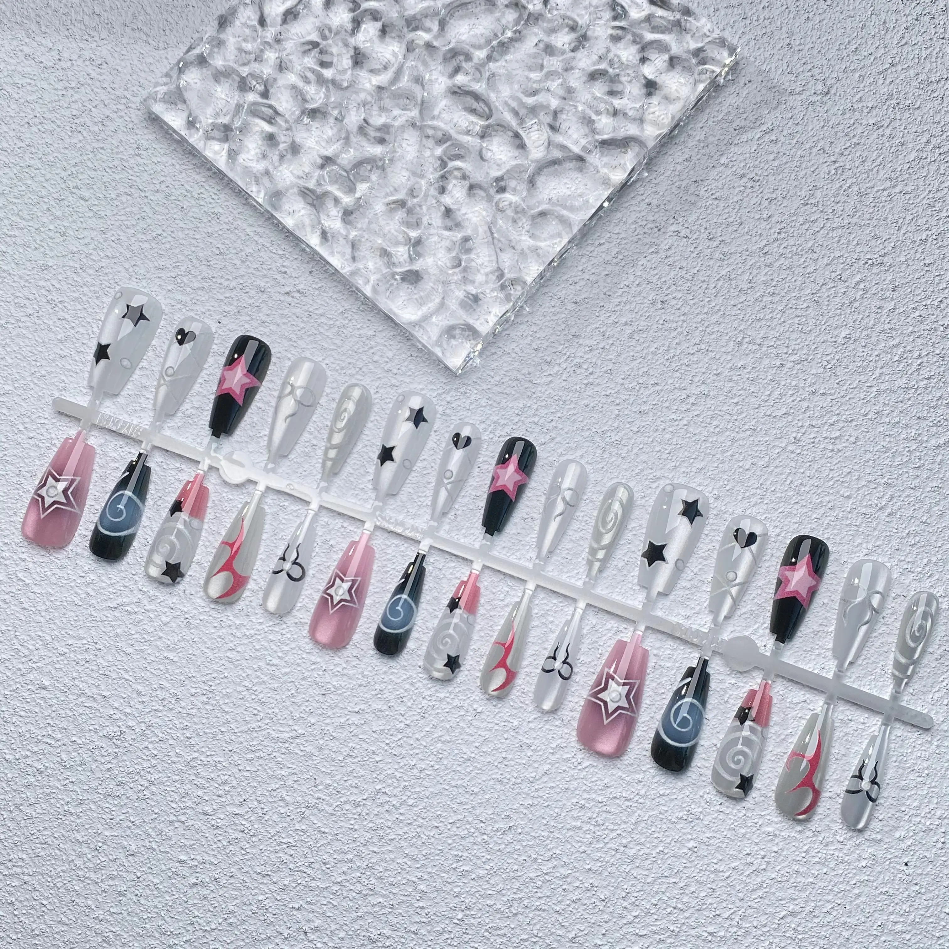 Handmade 30-Piece Set Long French Wave Point Lace Fake Nails Cool Cat Eye ABS Design Cute Sweet Nail Tips Fingers Artificial