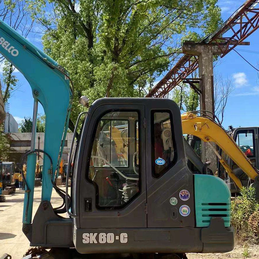 Мини-экскаватор Kobelco SK60 SK75