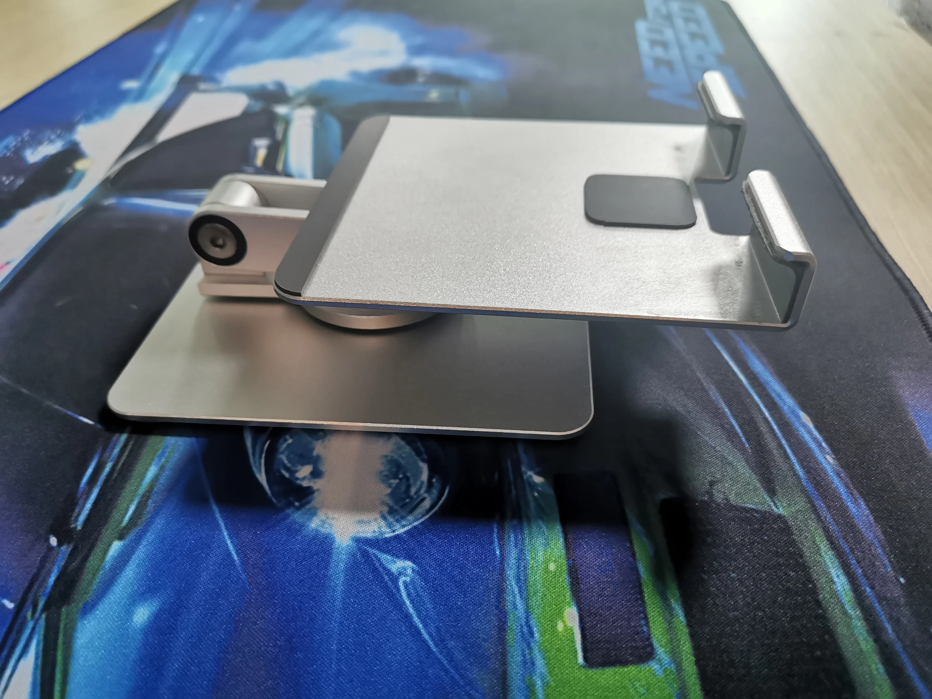 adjustable laptop stand tablet support with 360 rotating base