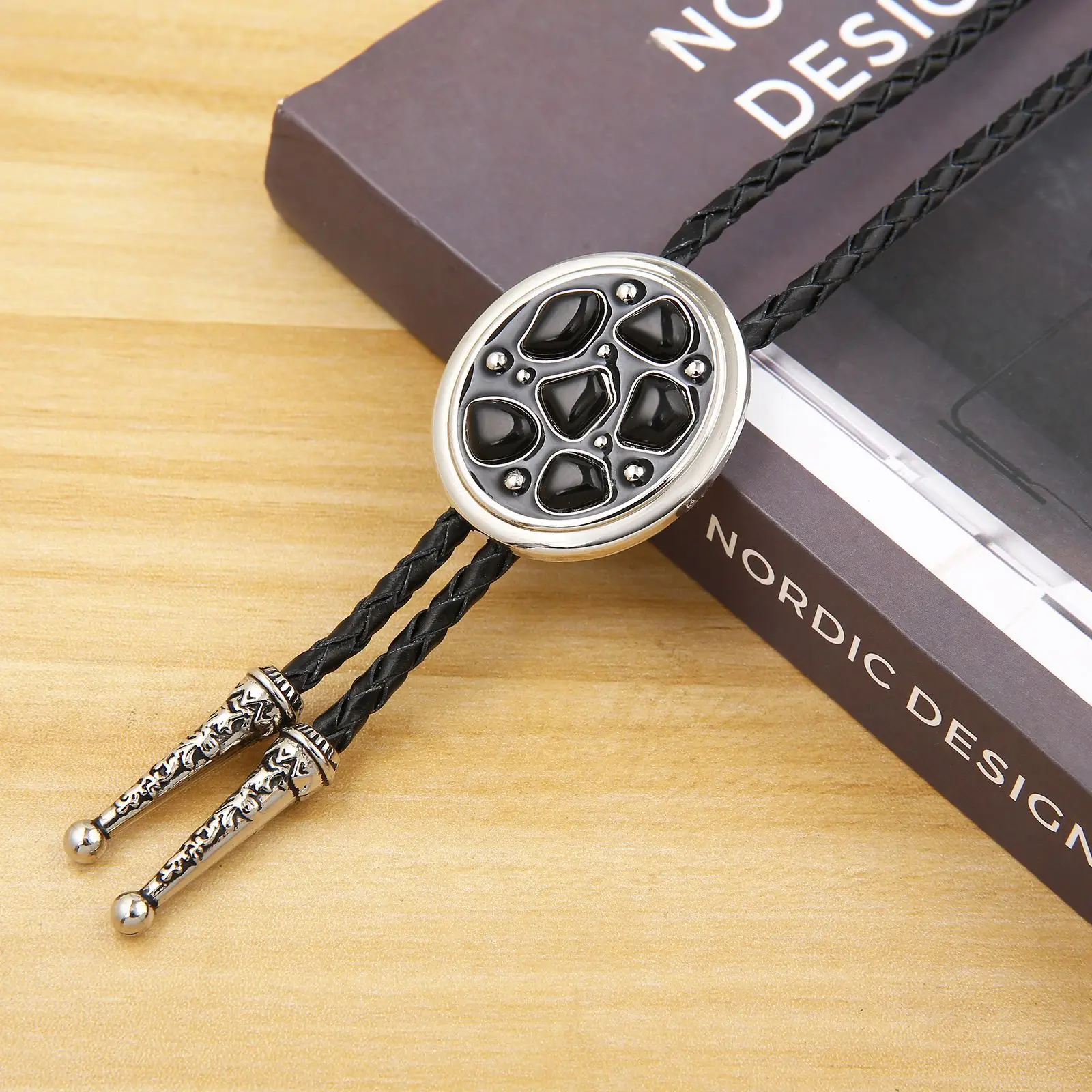 New Product Launch Hip Hop West Cowboy Blue Turquoise Alloy Dermis Rope Clothing Accessories Men Bolo Tie Pendant Necklace