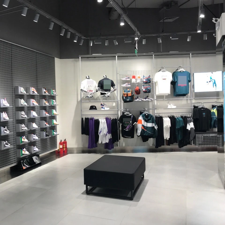 Modern Style Stainless Steel Garment Clothing Display Racks Standing For kids Clothes Store