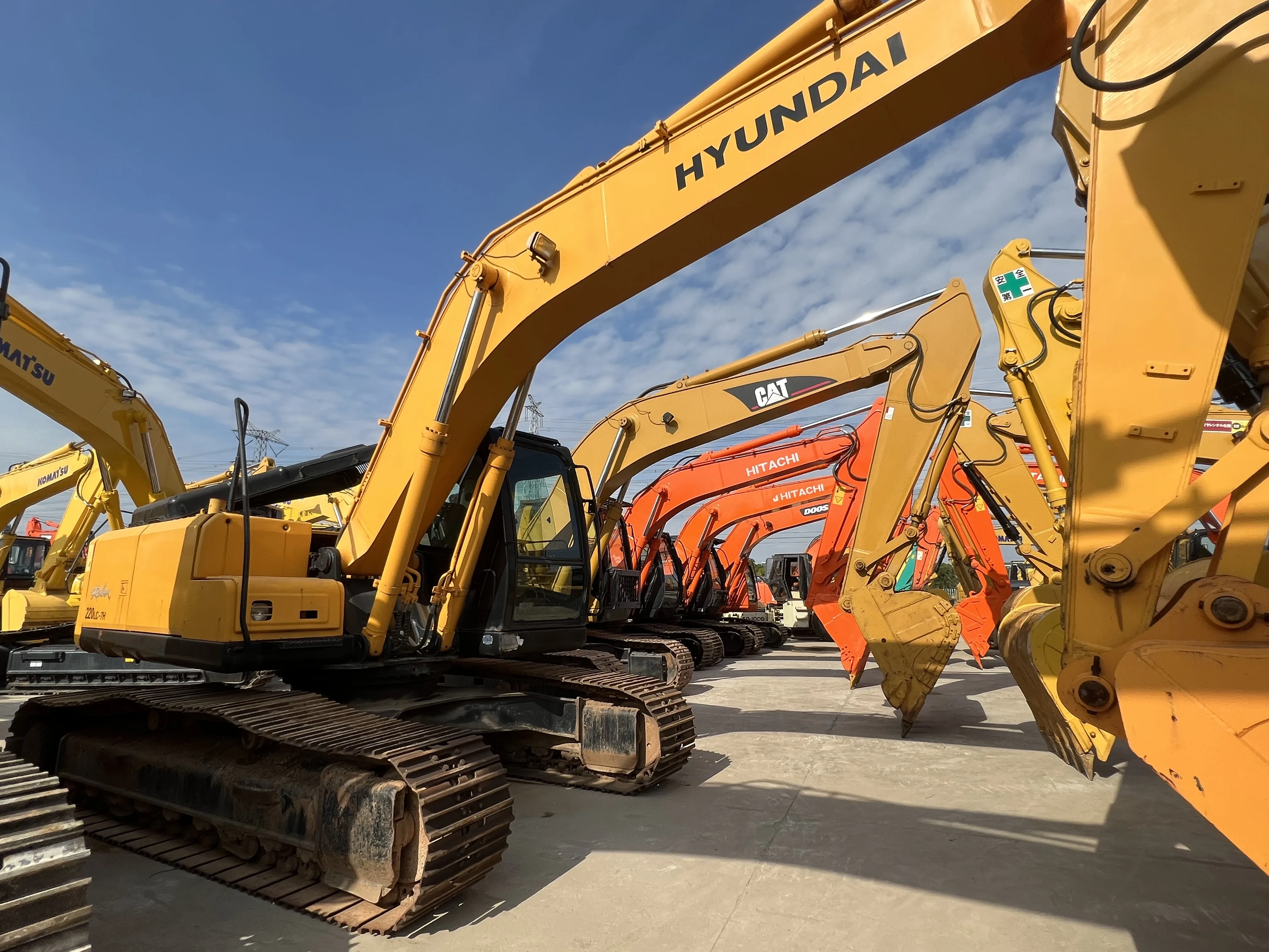 Экскаватор Hyundai 220LC-7H гусеничный экскаватор для продажи подержанный с высоким качеством
