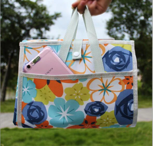 145*145 Portable Durable Beach Mat Picnic Bag Picnic Mat With Fold Up.