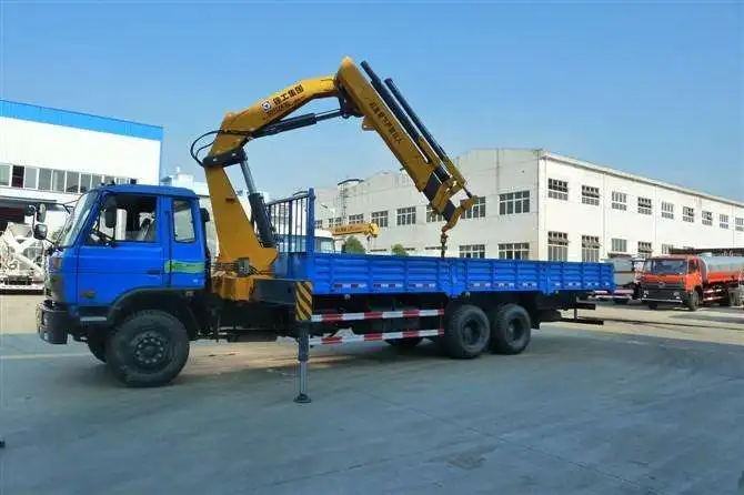 High Quality 4*2 LHD RHD 3.2 Ton Folding Arm Mobile Hydraulic Crane Truck, Crane With Truck, 3200kgs Lifting Cranes for Sale