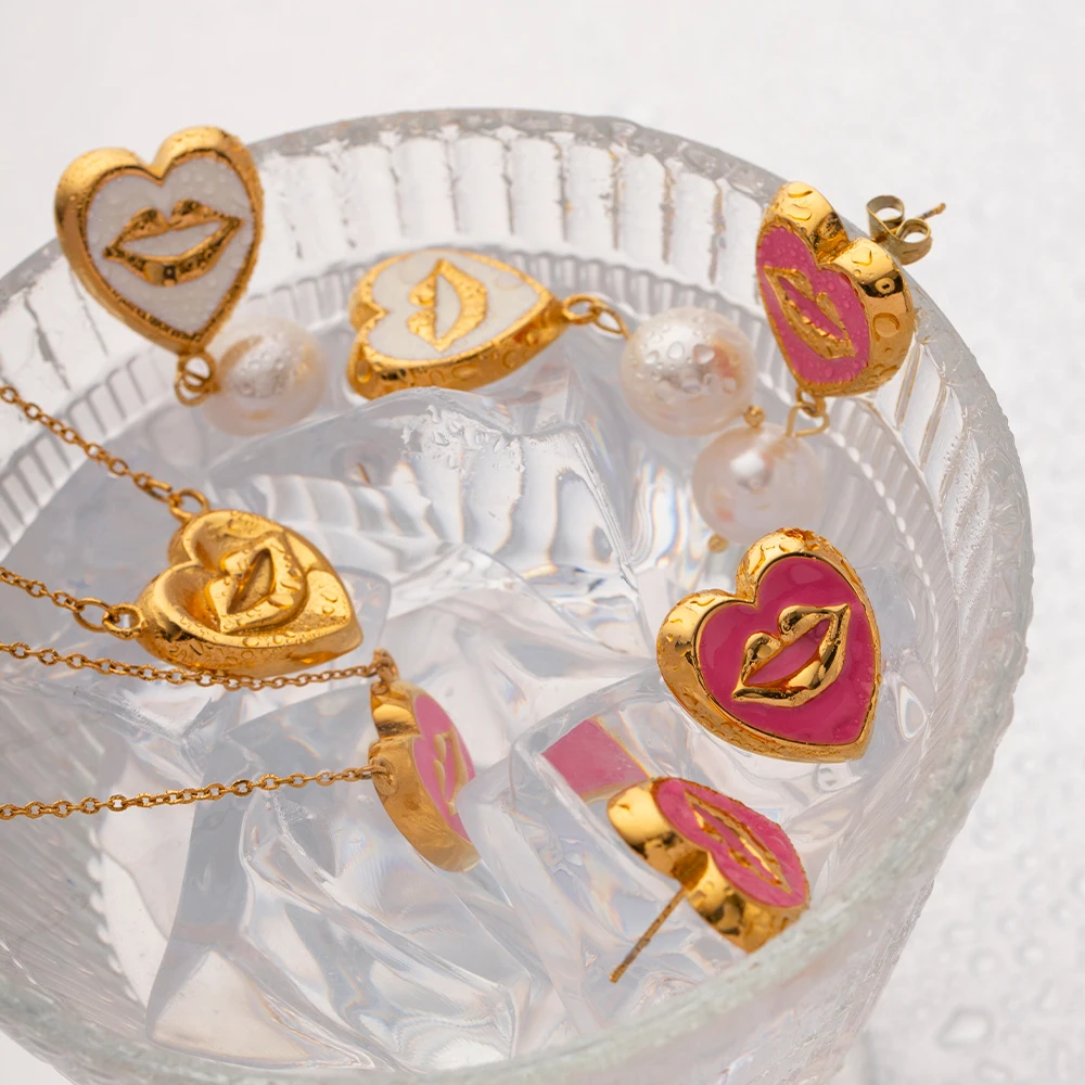 J&D Luxury 18K Plated Earring for Women Natural Pearl Fashion Earrings Trend 2023 Heart Necklace Set