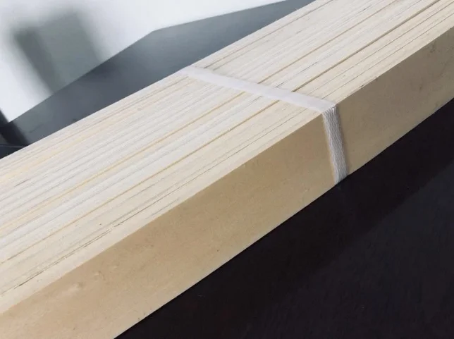The factory supplies professional wooden bed slats with poplar plywood
