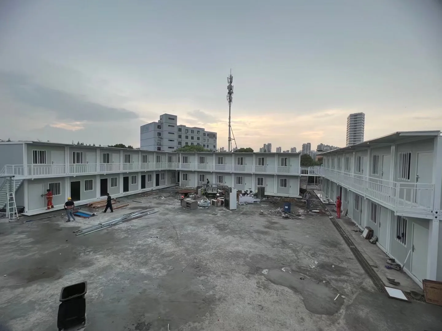 Quick Assembly Prefabricated Container House For Efficient Temporary Housing Rapid Construction