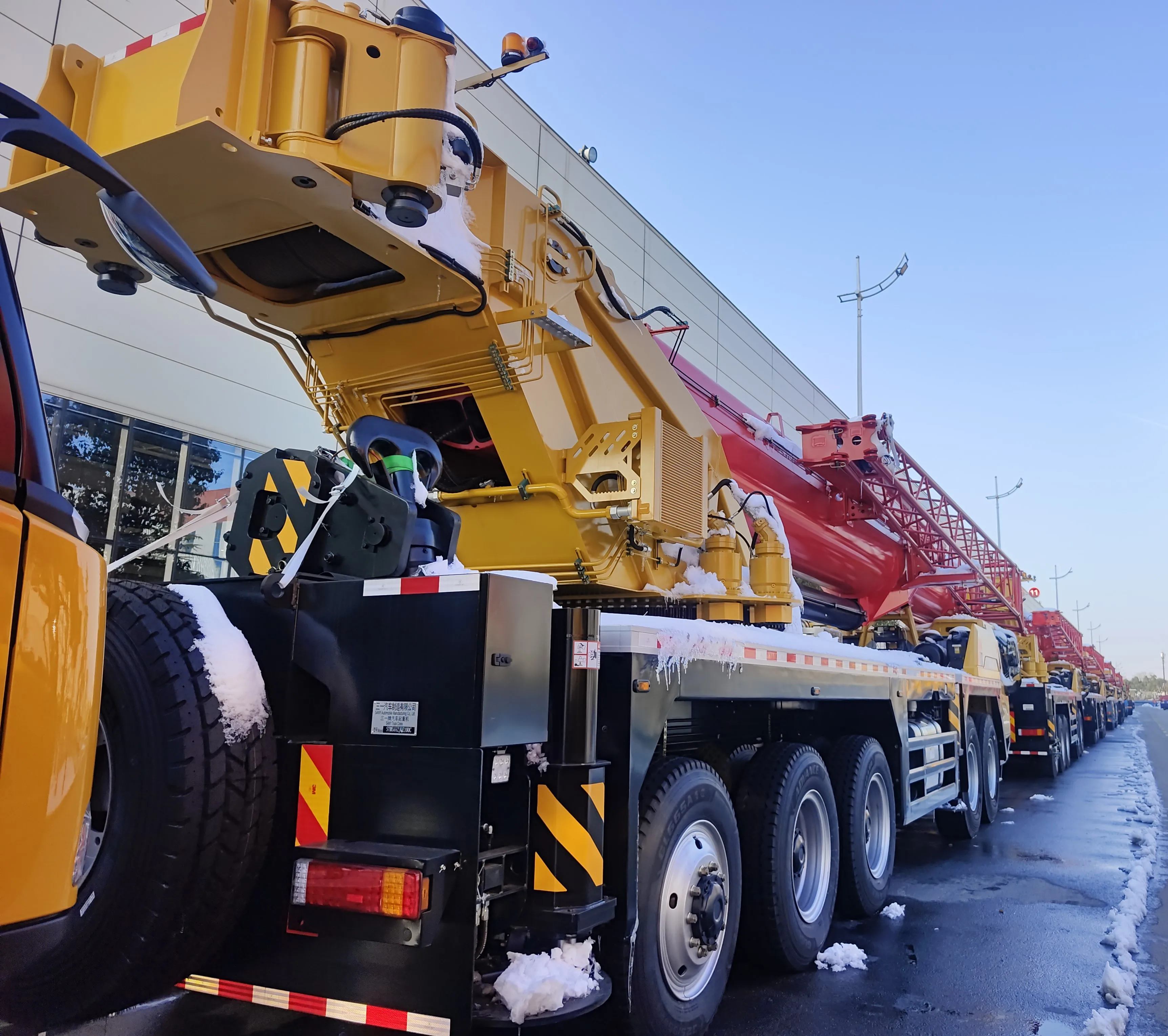 25ton 50ton 70ton 100ton Truck Crane STC250C5 STC500E STC500C5 STC1000C6-8 Truck Cranes for sale