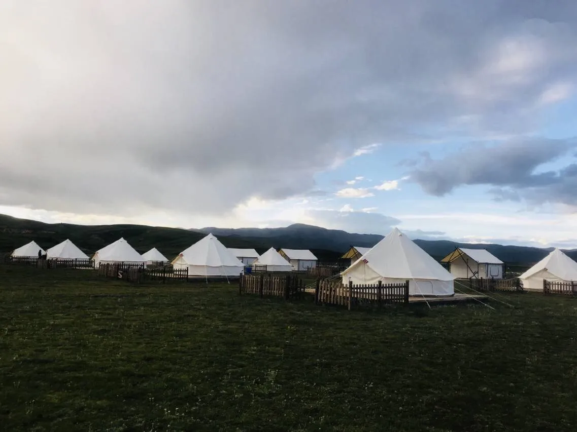 4 season china outdoor camping glamping products 3m 4m 5m 6m 7m Canvas mongolian Tent Factory Manufacturer Bell Tent yurt