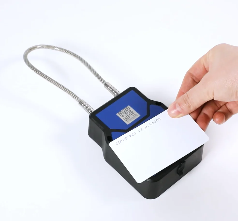 GPS Small Lock Tracker for Container Anti-theft Recovery Container 4G Tracking Padlock with RFID Card Electronic Lock GPS
