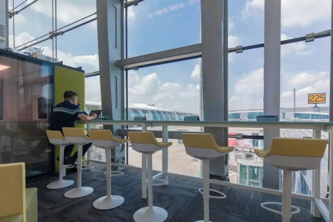 Airport Reception Waiting Area Furniture Space Solution Sofa Lounge Chairs Soundproof Booth