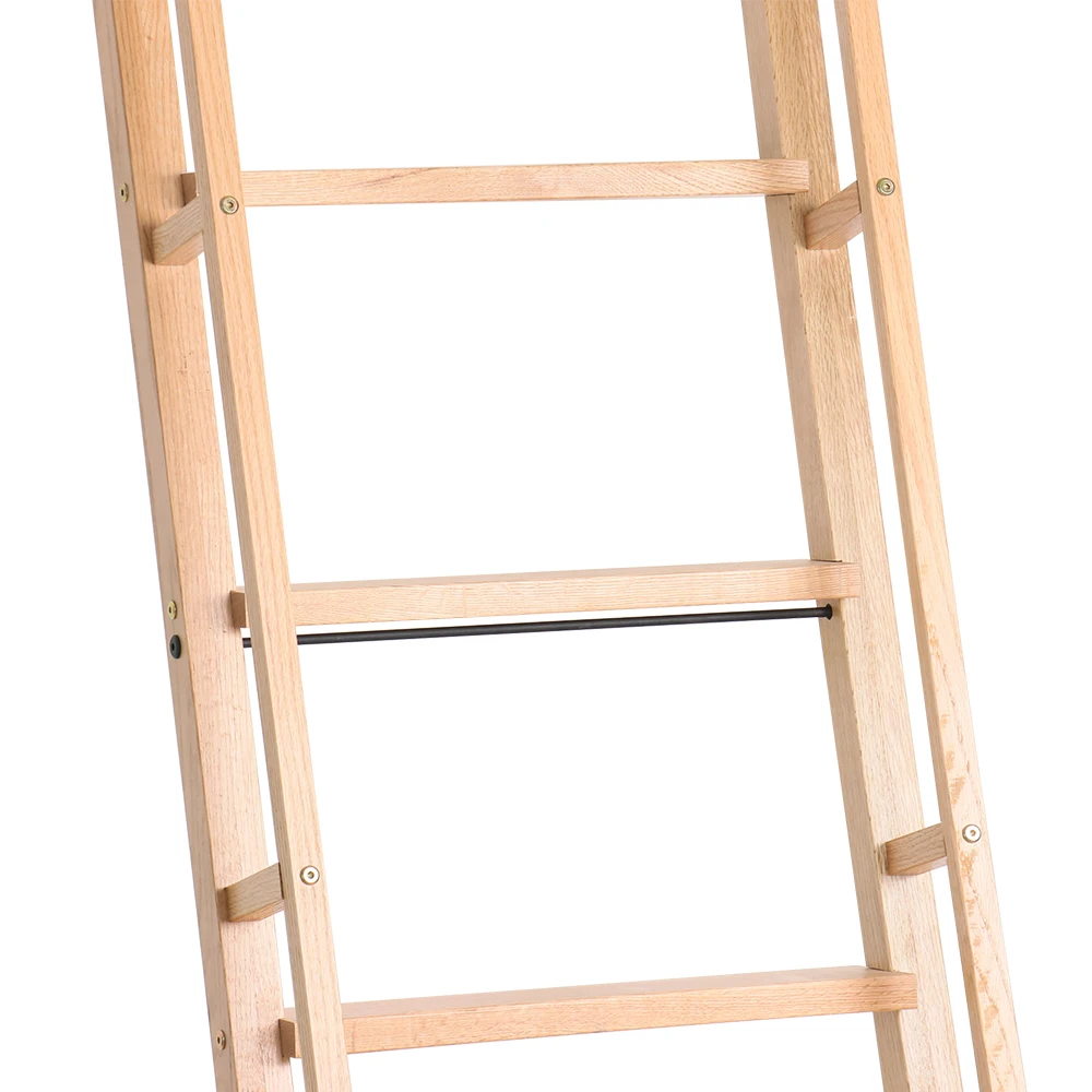 High Quality Hotel Furniture Supplies Bathroom Garden Towel Rack against wood ladder