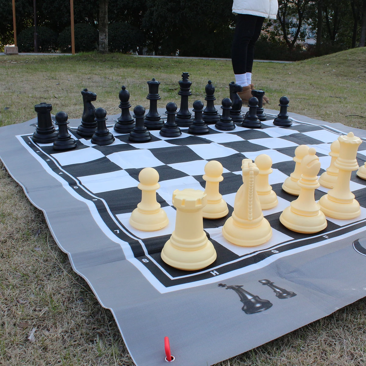 Outdoor Waterproof board games Chess Set Checks 6ft chess board plastic 10 inch tall king pawns