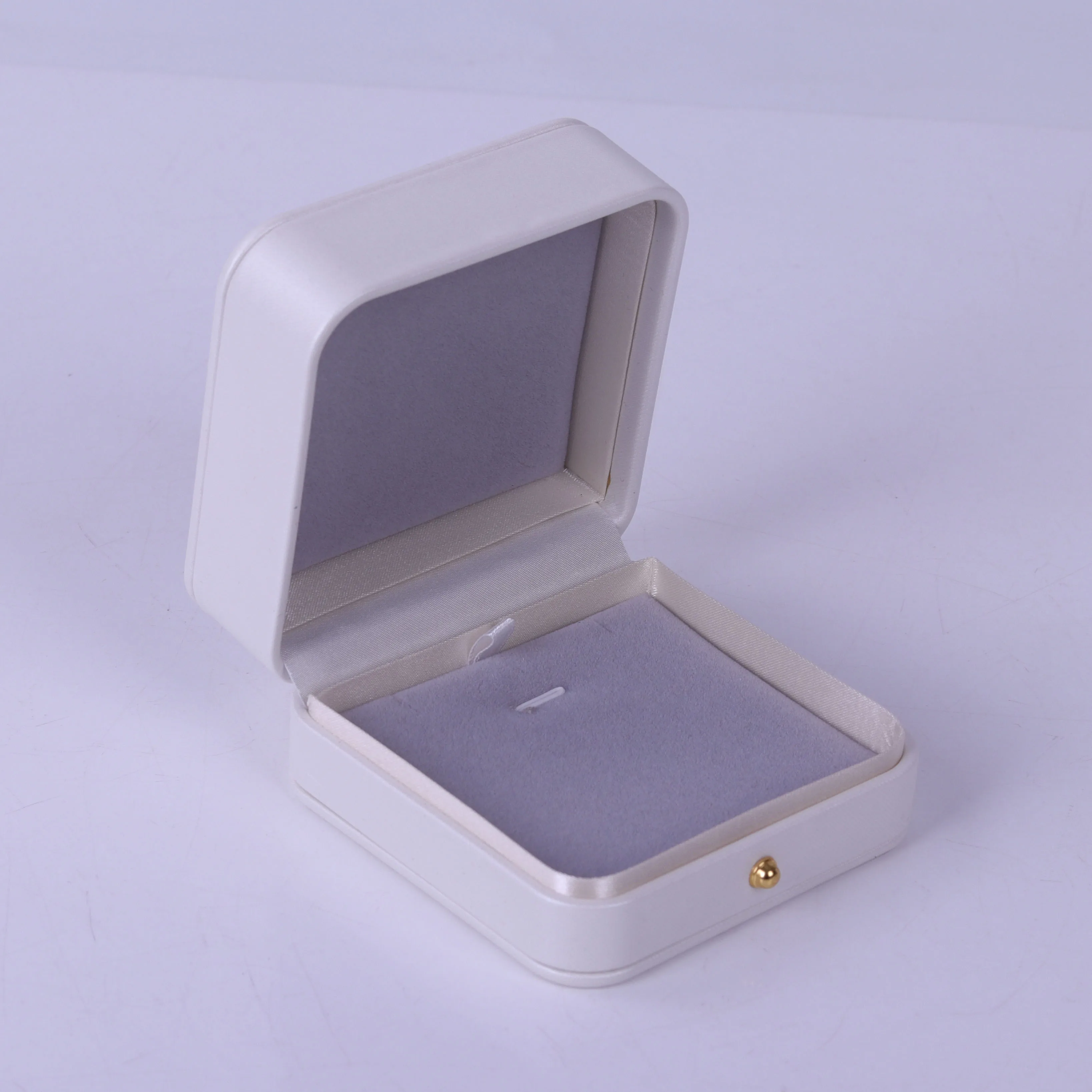 Hot Selling Factory Price Luxury Leather Jewelry Packaging Box With Hot Stamping Logo Plastic Earrings Brooch Gem Storage Box