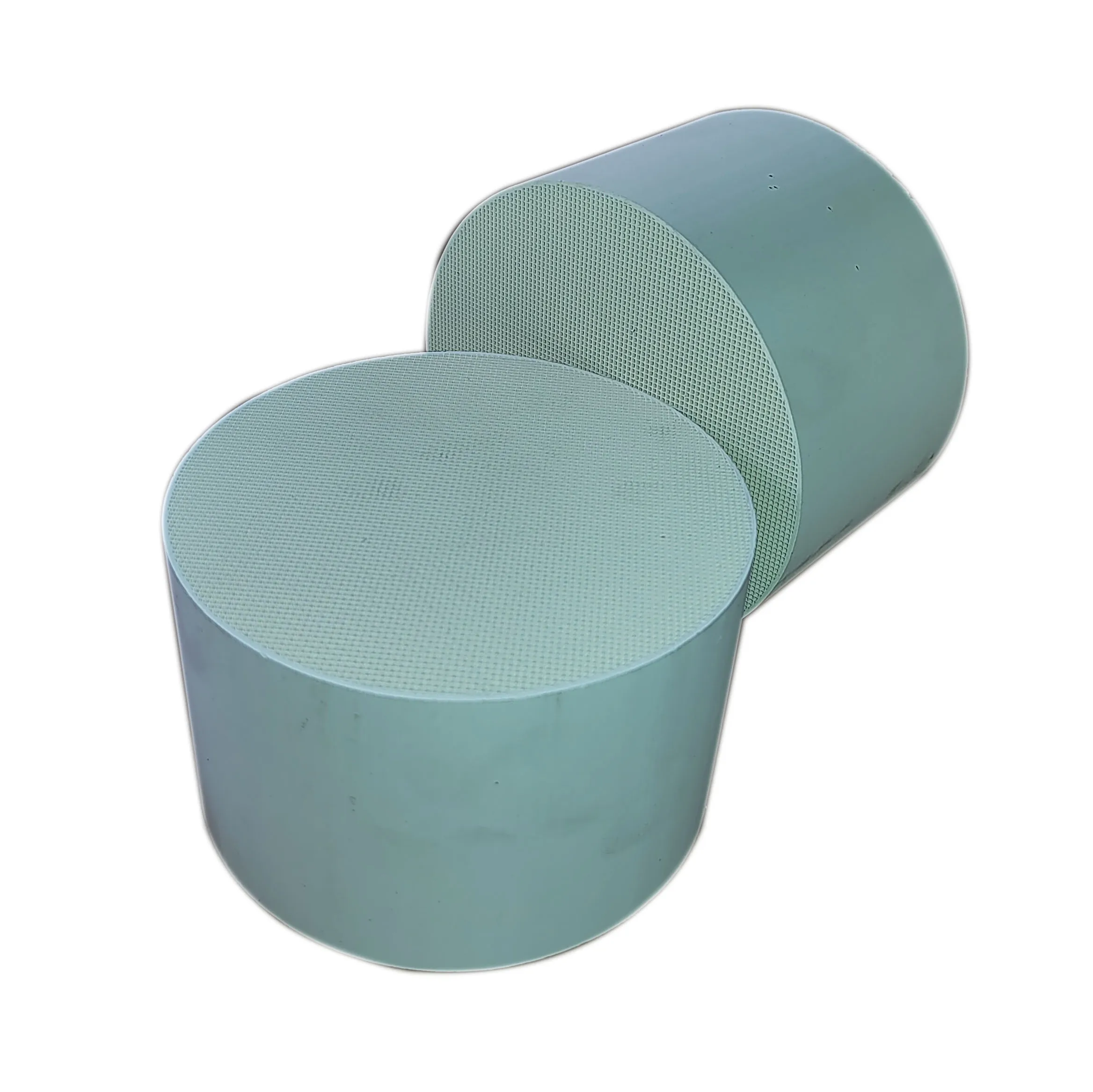 Керамический катализатор для каталитического преобразователя