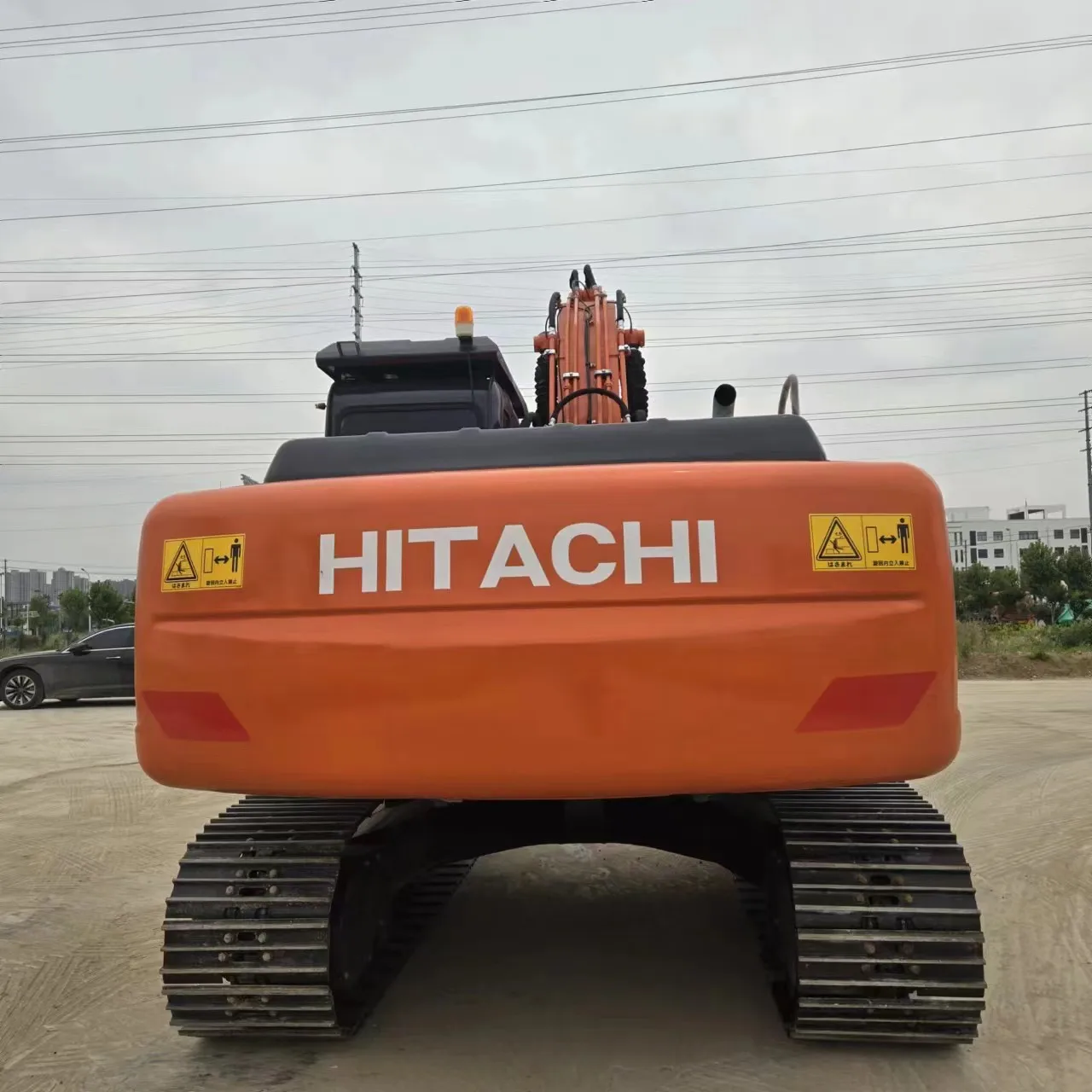 Earth Moving Machinery Heavy Construction Hitachi ZX200 Used Excavators from Japan for Sale