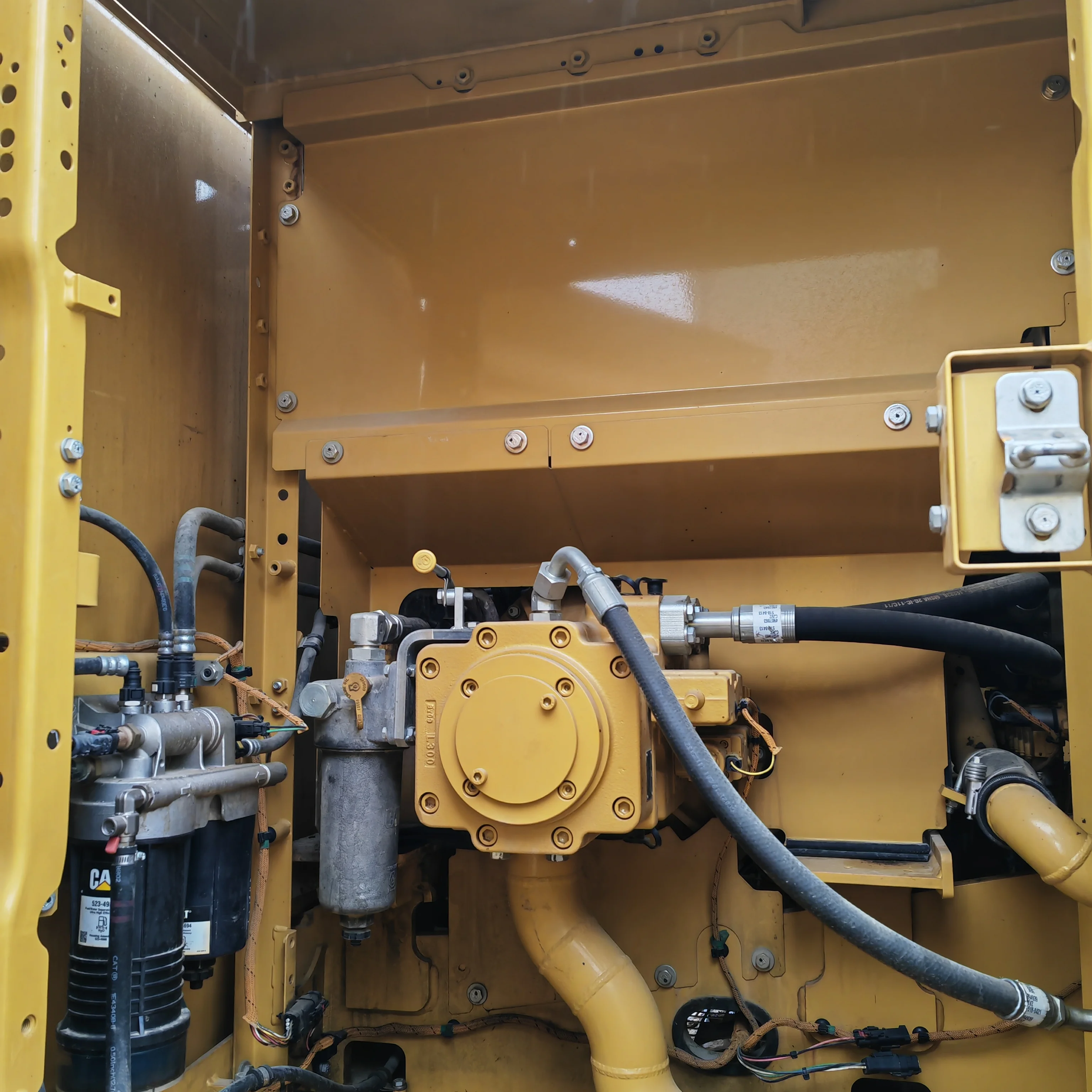 Высокоэффективный подержанный экскаватор Cat 320gc 20 тонн средний гидравлический гусеничный б/у на складе