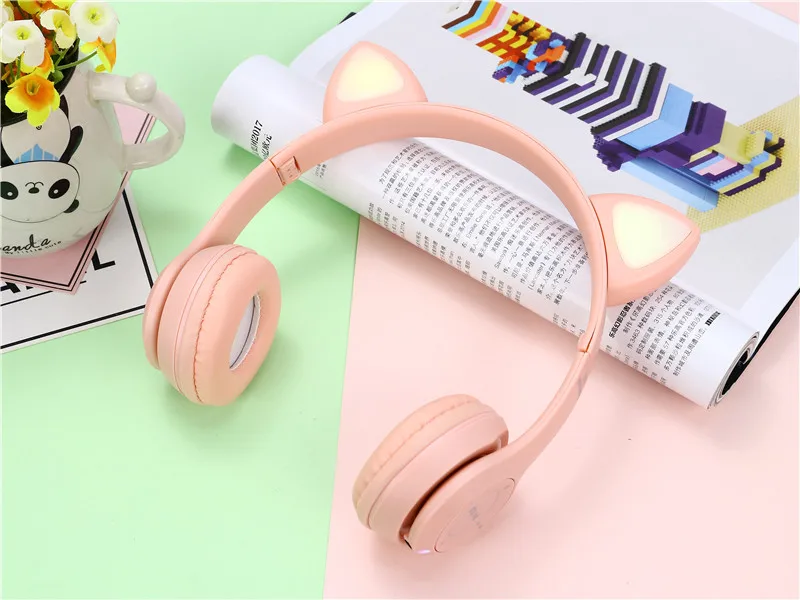 Wholesale price Y47 Wireless Headphones Cat Ears Headset Gaming Noise Canceling Stereo Bass BT Earphone LED color light